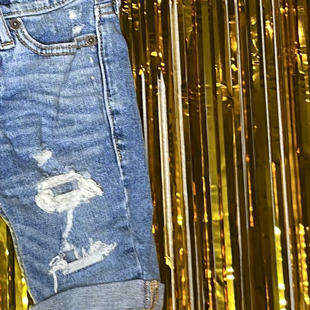 Abercrombie Kids 5/6 short distress jeans - Picture 4 of 9